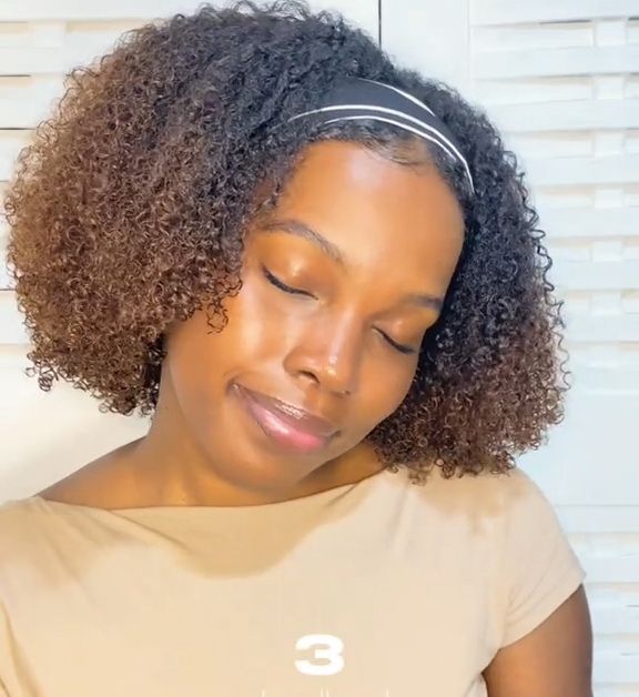 Natural Curly Ombre Brown Colored Seamless V-Part Wig,Can Be Weared No Leave Out, No Crochet